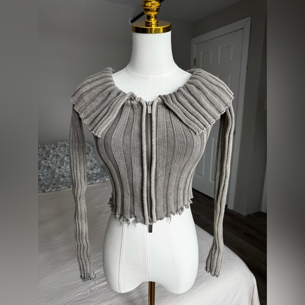 Zara | Ribbed Zip Front Ruffle Collar Crop Sweater